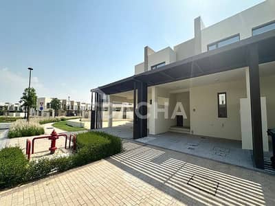 3 Bedroom Townhouse for Rent in Dubai South, Dubai - Single Row I  Large Terrace I View Today