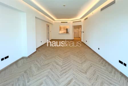2 Bedroom Flat for Rent in Palm Jumeirah, Dubai - Fully upgraded | Park view | Unfurnished