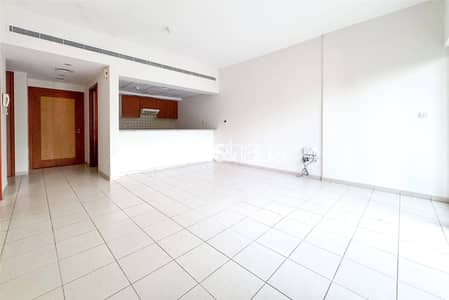 1 Bedroom Flat for Sale in The Greens, Dubai - Spacious | Vacant Now | Low Floor