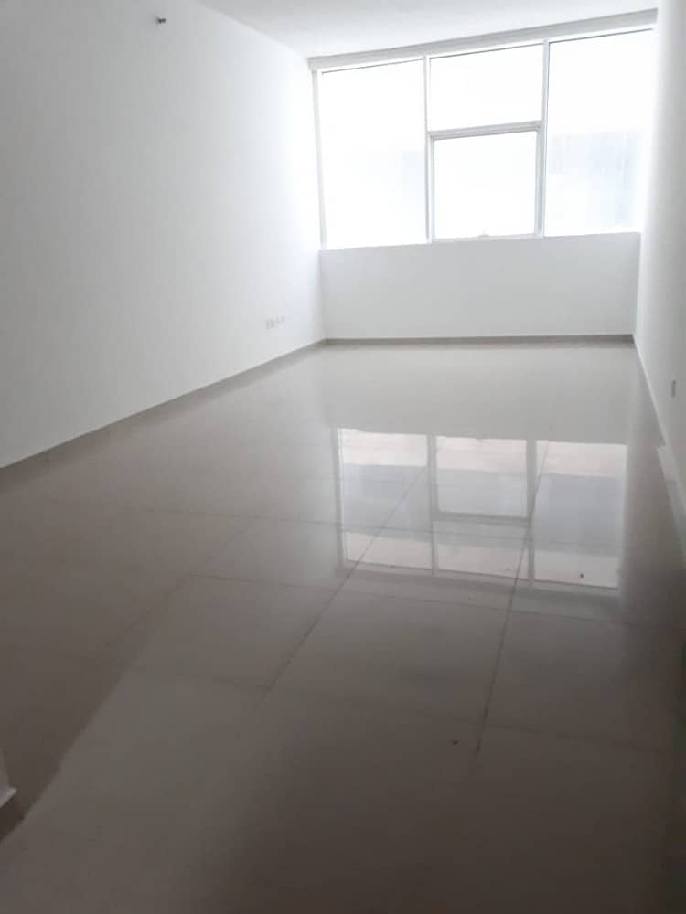 650sqft Luxury Studio Apartment FRONT OF THE BUILDING RTA BUS STOP Rent 23k in 6cheq.