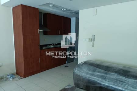 Studio for Rent in Jumeirah Lake Towers (JLT), Dubai - Spacious Apt w/ Parking | Furnished | Vacant