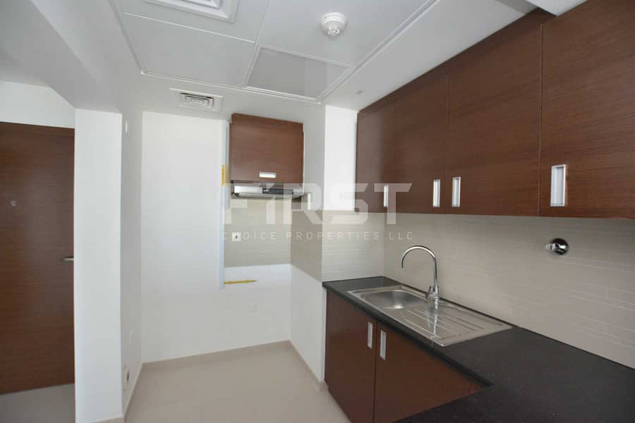 11 Internal Photo of 1 Bedroom Apartment in The Gate Tower Shams Abu Dhabi Al Reem Island Abu Dhabi UAE (5). jpg
