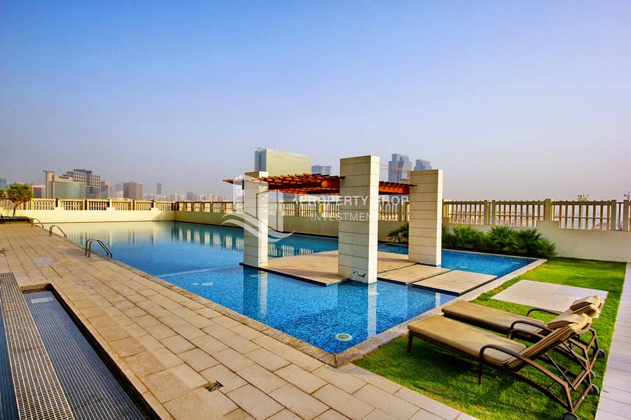 14 abu-dhabi-al-reem-island-marina-square-ocean-terrace-community-swimming-pool-1. JPG