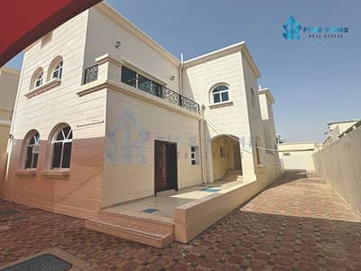 فیلا 4 غرف نوم للايجار في مدينة خليفة، أبوظبي - انتقل الان | فيلا 4 غرف نوم في موقع ممتاز
