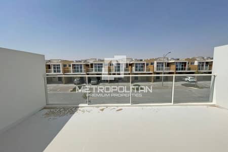 4 Bedroom Villa for Rent in DAMAC Hills 2 (Akoya by DAMAC), Dubai - Spacious | 4BR Villa | Available 10 May