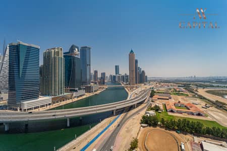 2 Bedroom Apartment for Sale in Business Bay, Dubai - Vacant | Big Layout | Mid Floor | Canal View