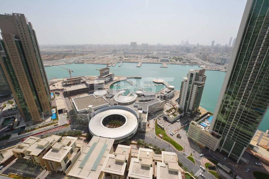 2 Internal Photo of 1 Bedroom Apartment in Al Maha Tower Marina Square Al Reem Island Abu Dhabi UAE (16). jpg