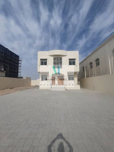 فیلا 4 غرف نوم للايجار في مدينة الرياض، أبوظبي - 863797f8-5a81-45f6-adcb-a6a80e68a6b0. jpg