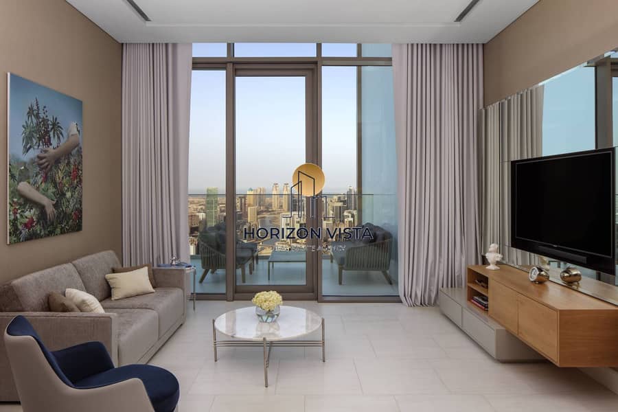 luxury living - Burji khalifah view - 2 infinity pools
