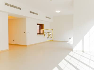 فیلا 4 غرف نوم للايجار في ند الشبا، دبي - فیلا في ند الشبا 3،ند الشبا 4 غرف 214000 درهم - 8900244