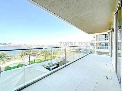 2 Bedroom Apartment for Sale in Al Raha Beach, Abu Dhabi - Enchanting Sea View | High Floor | Modern Layout