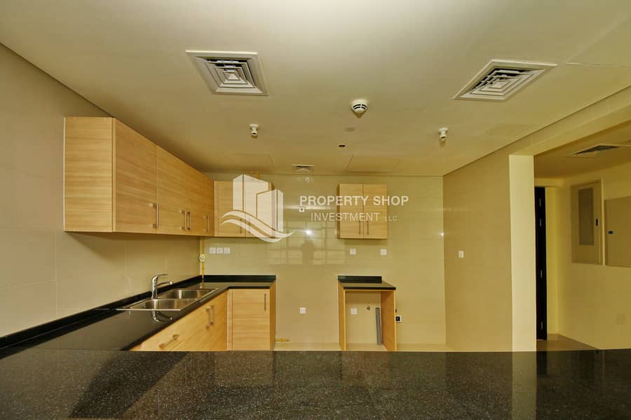 6 1-bedroom-apartment-abu-dhabi-al-reem-island-marina-square-tala-tower-kitchen-1. JPG