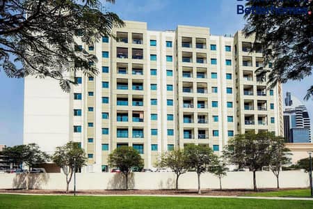 شقة 2 غرفة نوم للبيع في واحة دبي للسيليكون (DSO)، دبي - شقة في مساكن جايد،واحة دبي للسيليكون (DSO) 2 غرف 925000 درهم - 8895340