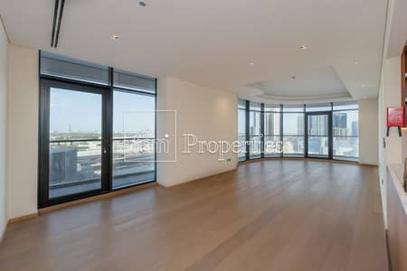 2 Bedroom Apartment for Sale in Downtown Dubai, Dubai - Bright | High Floor | Prime Location