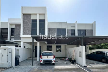 4 Bedroom Villa for Sale in DAMAC Hills 2 (Akoya by DAMAC), Dubai - VOT | Spacious Family Room | Motivated Seller