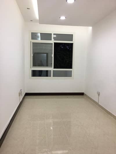 1 Bedroom Apartment for Rent in Al Dhafrah, Abu Dhabi - SPACIOUS 1 BEDROOM APARTMENT IN AIRPORT ROAD NEAR IMMIGRATION 1 Bedroom Apartment for Rent in Al Dhafrah, Abu Dhabi - SPACIOUS 1 BEDROOM APARTMENT IN AIRPORT ROAD NEAR IMMIGRATION