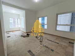 شقة في شارع حمدان 3 غرف 130000 درهم - 8903050