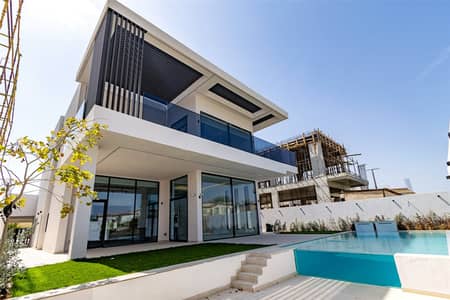 4 Bedroom Villa for Sale in Jumeirah Park, Dubai - Custom Built | Lake View | Private Pool