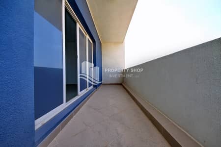 شقة 3 غرف نوم للبيع في الريف، أبوظبي - 3-bedroom-apartment-abu-dhabi-al-reef-downtown-balcony. JPG