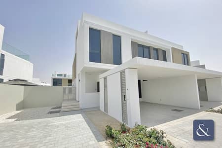 3 Bedroom Villa for Sale in Dubai Hills Estate, Dubai - 3 Bedroom | Prime Location | Roof Terrace