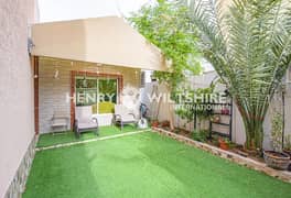 Upgraded 5 bed villa | Majlis | Well maintained.