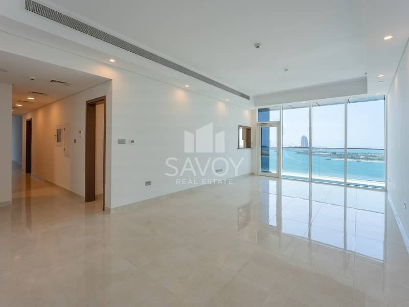 Luxury sea view 3 BR Apartment with large Balcony