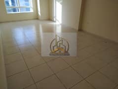 شقة في شارع الشيخ خليفة بن زايد 3 غرف 80000 درهم - 8905483