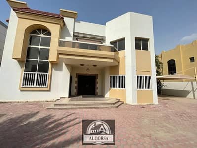 For rent, a two-storey villa on an asphalt street in Mowaihat 3