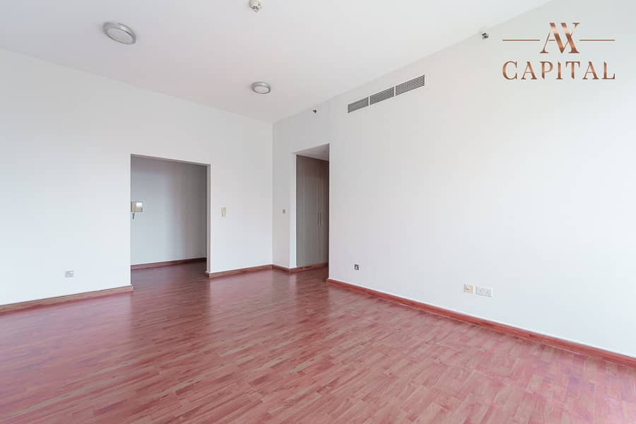 Upgraded | Spacious 2 BR | Nearby The SZR Metro