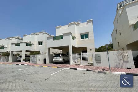 4 Bedroom Villa for Rent in Jumeirah Village Circle (JVC), Dubai - Rare | Circle Villas | Gated Community