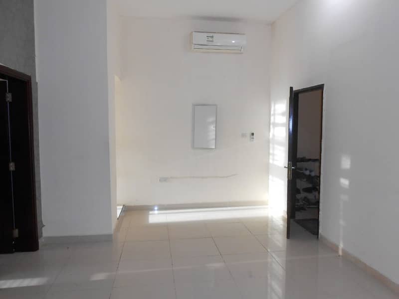 Elegant 1bed room hall with Separate Kitchen for rent in Family Villa at Mohammed Bin Zayed city 38K
