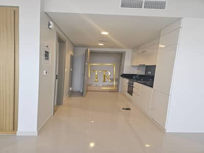 Studio for Rent in Business Bay, Dubai - High End Finishing | Luxurious | Prime Location