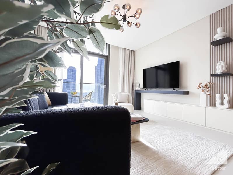 5 Crown Tower - 2901-Living-7. jpg