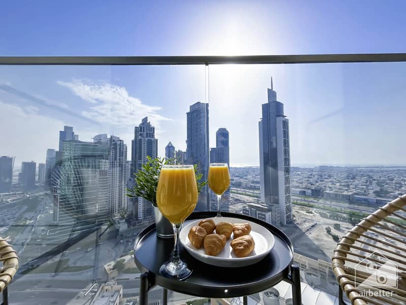 14 Crown Tower - 2901-Living-18. jpg