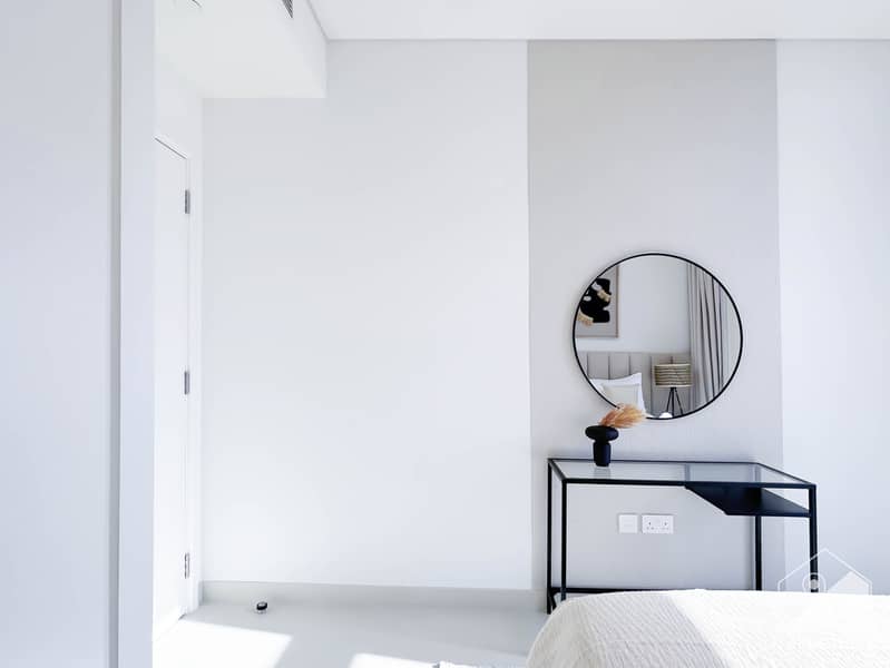 45 Crown Tower - 2901-Room 2-5. jpg