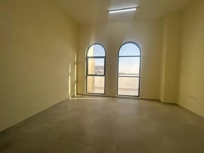 3 Cпальни Апартаменты в аренду в Аль Шавамех, Абу-Даби - KEHsSjSUoCTy6jPKl5XsQ0bX2i6qGOw2UQEairnF