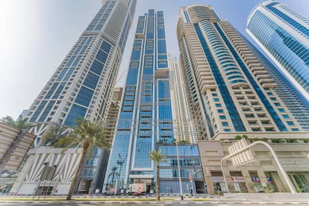 2 Bedroom Flat for Sale in Dubai Marina, Dubai - Vacant on Transfer | Modern and Spacious Layout