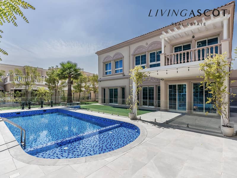 Modern Corner Villa | Private Pool | Vacant