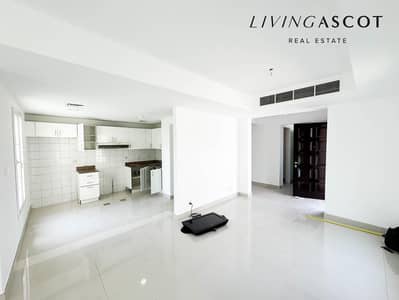 2 Bedroom Townhouse for Rent in The Springs, Dubai - Lake View | 2 BR + Maids | Upgraded