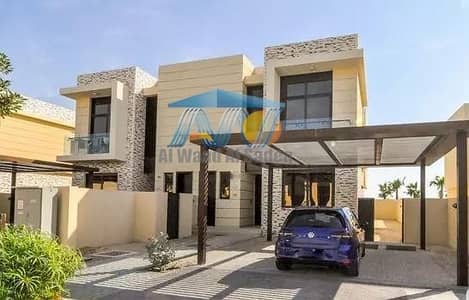 Imagine coming home to this gorgeous 3 bedroom Villa + Maid House for SALE in Topanga Imagine coming home to this gorgeous 3 bedroom Villa + Maid House for SALE in Topanga
