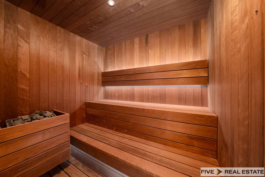 4 Sauna. jpg