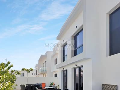4 Bedroom Villa for Sale in Yas Island, Abu Dhabi - Single Row Corner | Partial Golf View | Type SA