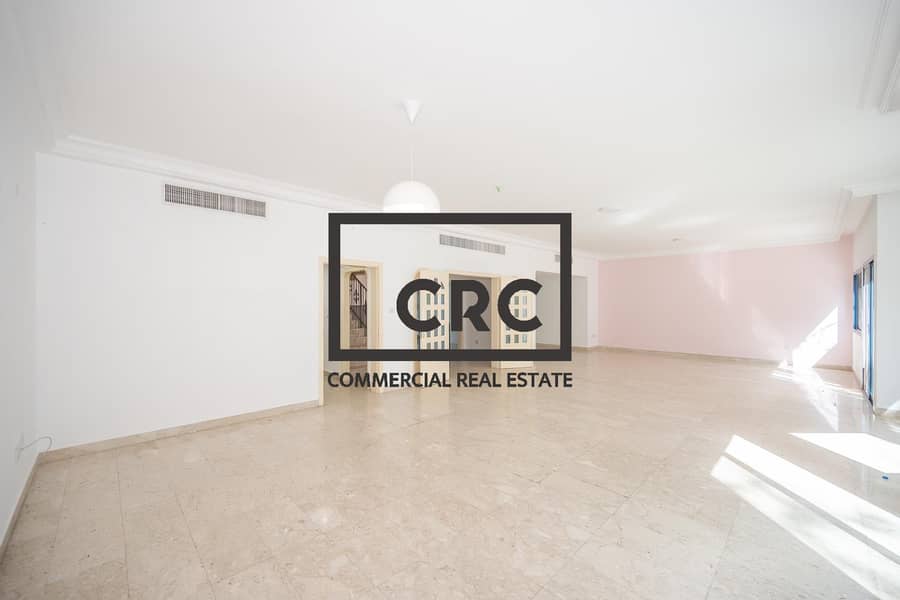 Commercial Villa | 8 Bedrooms | Good for Clinic