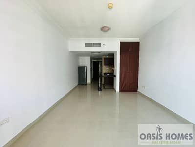 Studio for Rent in Dubai Silicon Oasis (DSO), Dubai - PHOTO-2024-04-25-22-16-15. jpg