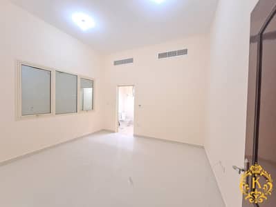 فلیٹ 1 غرفة نوم للايجار في الشامخة، أبوظبي - WhatsApp Image 2022-05-17 at 9.17. 21 AM (1). jpeg