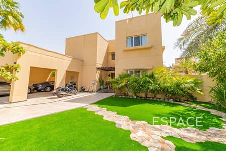 5 Bedroom Villa for Rent in The Meadows, Dubai - Large Plot | Exclusive | Fully Upgraded