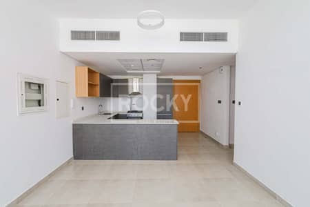 2 Bedroom Flat for Rent in Jumeirah Village Circle (JVC), Dubai - Vacant Unit|Kitchen Equipped|Unfurnished