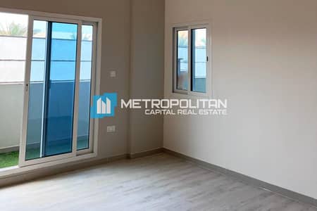 3 Bedroom Apartment for Sale in Al Reef, Abu Dhabi - Ground Floor 3BR+M | w/ Backyard | Rented