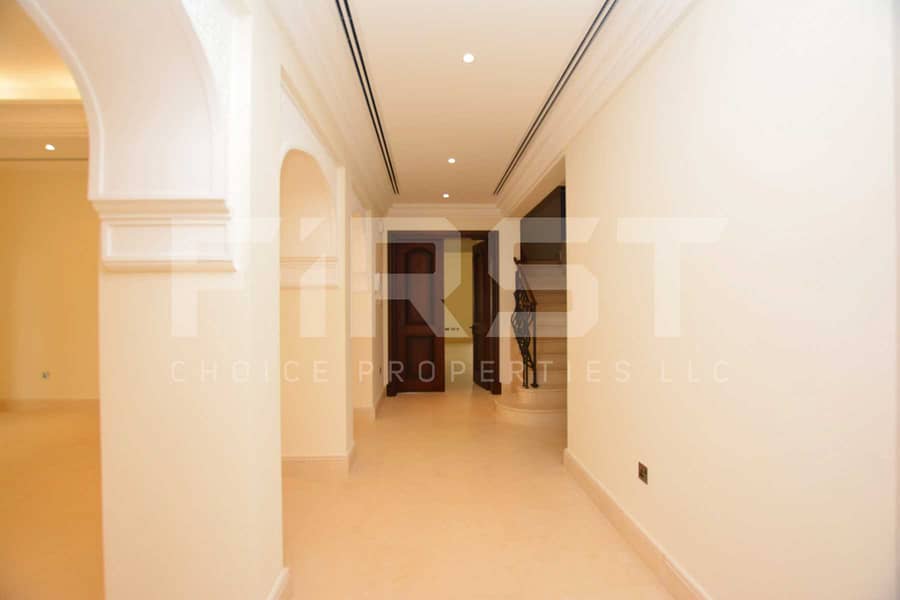 6 Internal Photo of Delux 5 Bedroom Villa in Saadiyat Beach Villas Saadiyat Island Abu Dhabi UAE (7). jpg