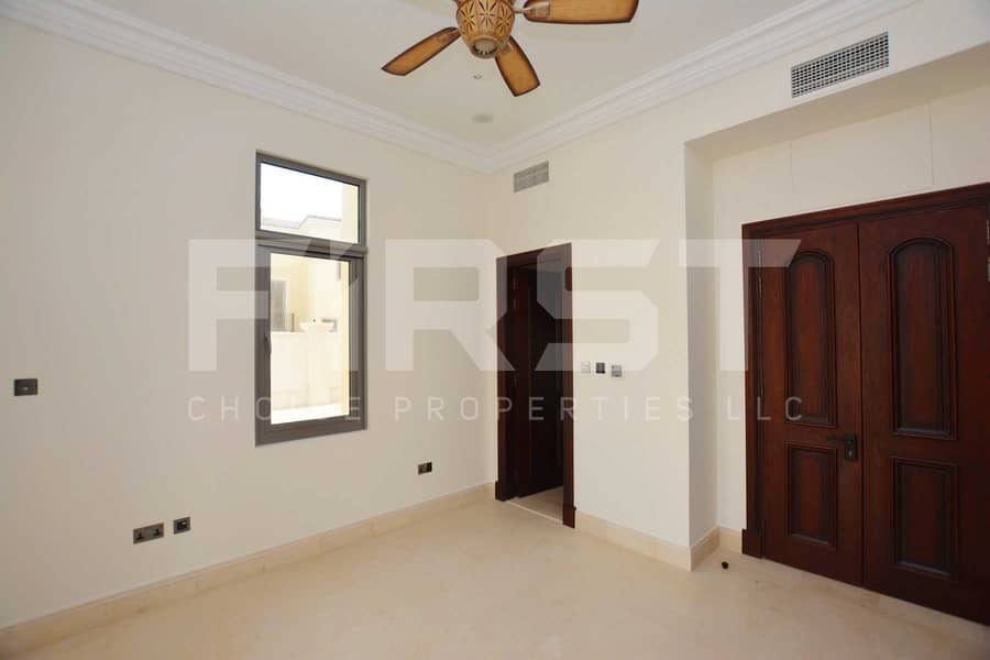 5 Internal Photo of Delux 5 Bedroom Villa in Saadiyat Beach Villas Saadiyat Island Abu Dhabi UAE (29). jpg